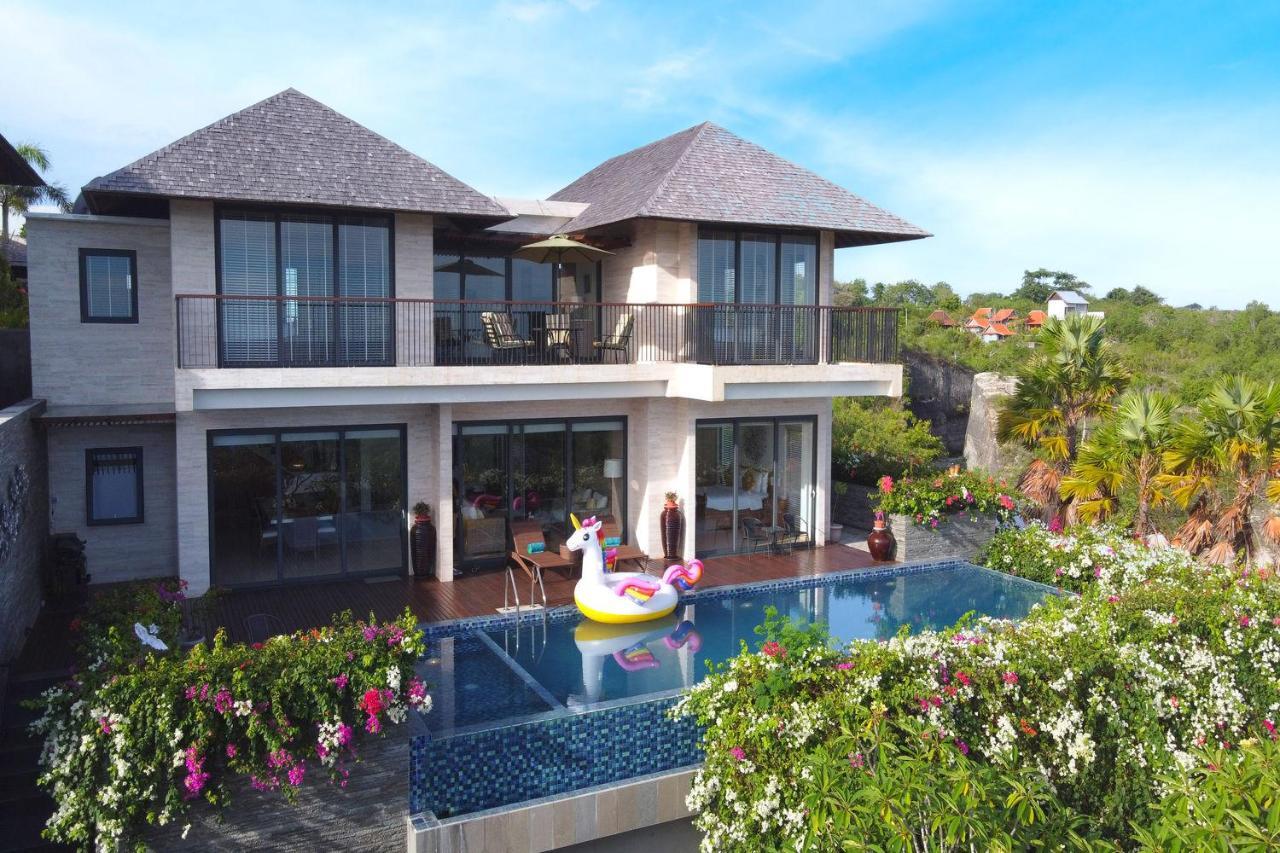 Moritz Palm Villa Ungasan Exteriör bild